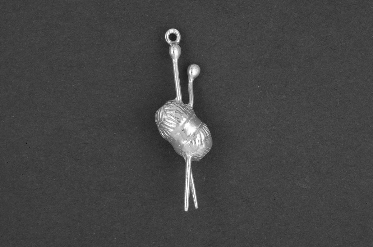 Knot wol met naalden - Goud